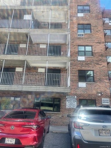 Co Op in Yonkers, New York, United States 3 - 18290339