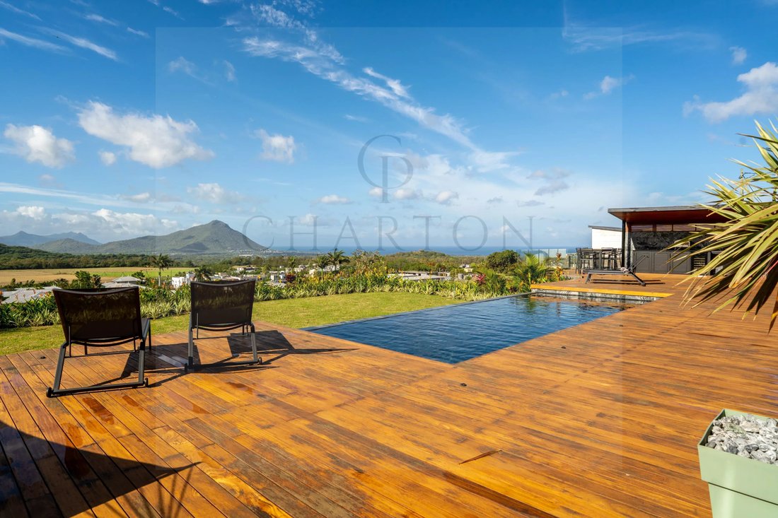 Villa in Flic en Flac, Rivière Noire District, Mauritius 3 - 18284080