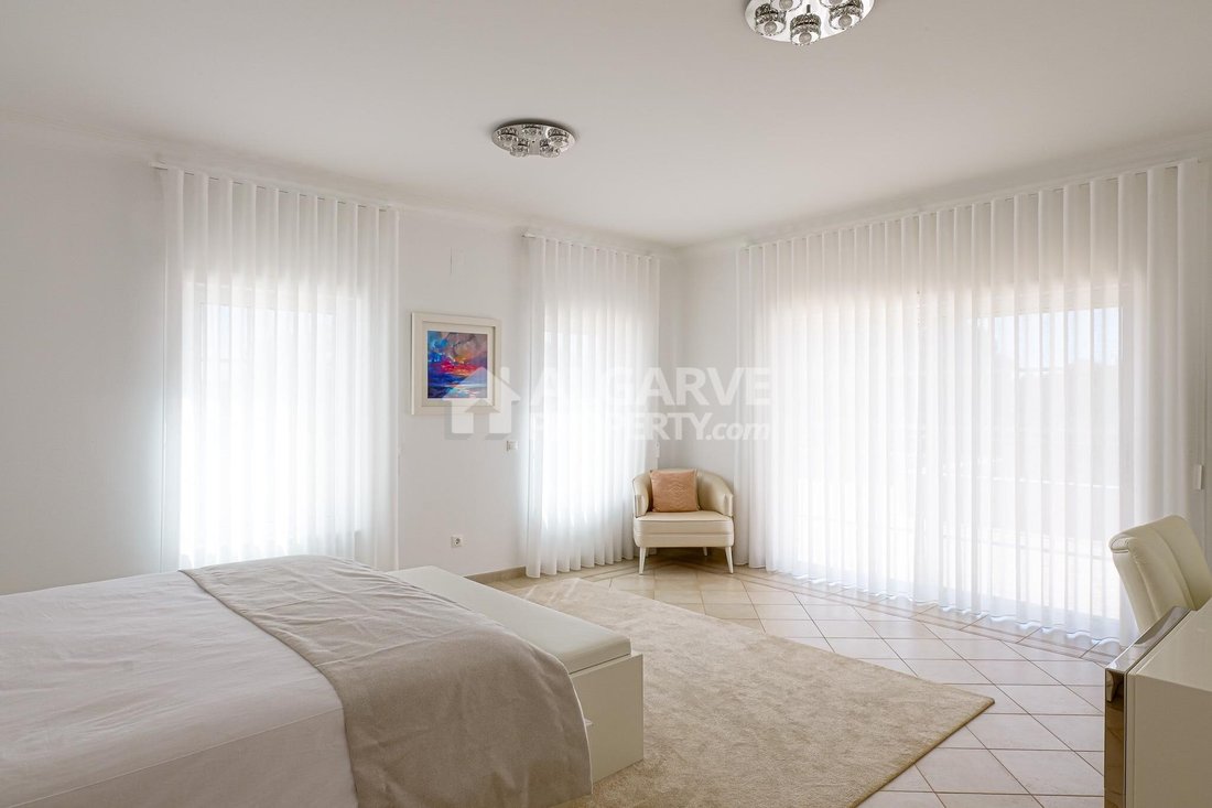Villa in Vilamoura, Quarteira, Algarve 5 - 18289940