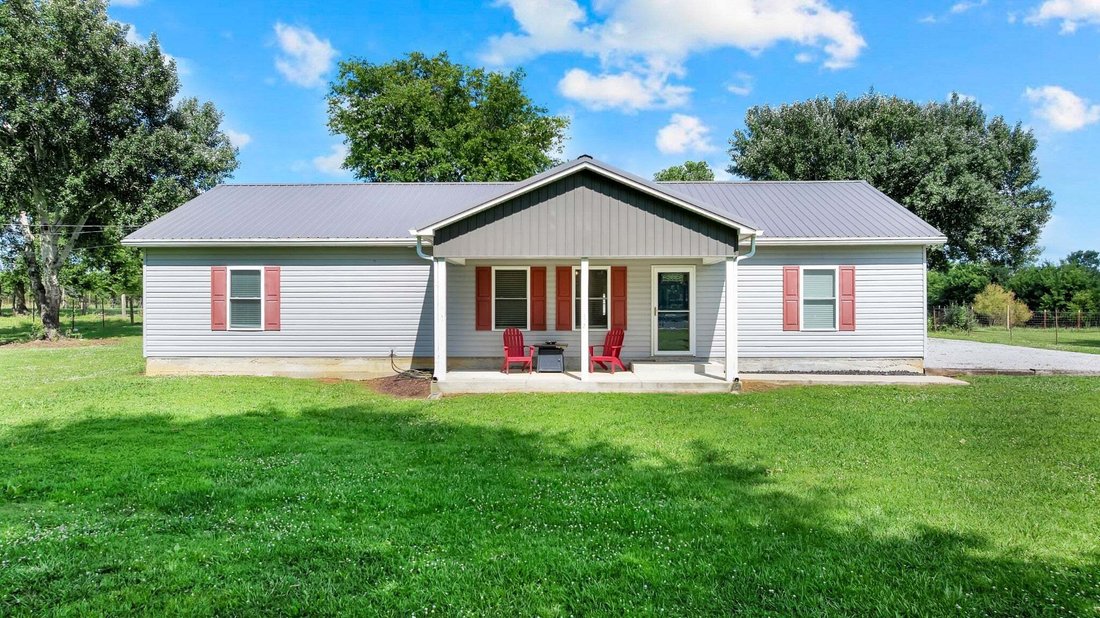 House in Shelbyville, Tennessee, United States 1 - 18281828