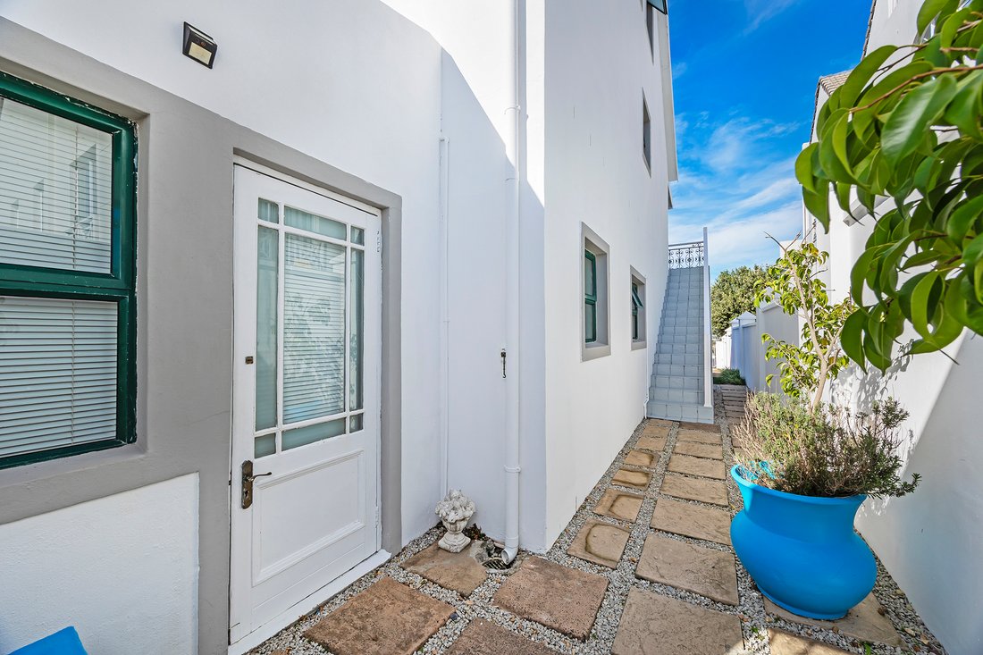 Country House in Vygeboom, Cape Town, Western Cape 5 - 18282981