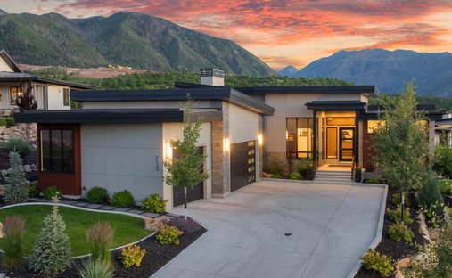House in Woodland Hills, Utah, United States 1