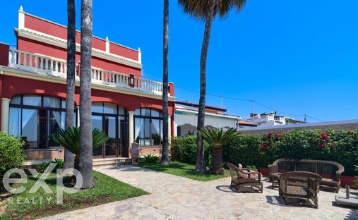 Villa in Borriana, Valencian Community, Spain 1