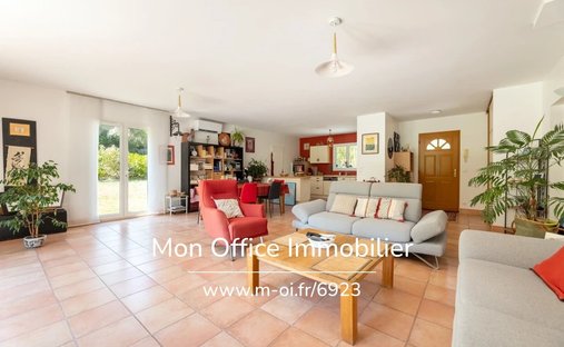 Casa a Le Puy-Sainte-Réparade, Provenza-Alpi-Costa Azzurra, Francia 1