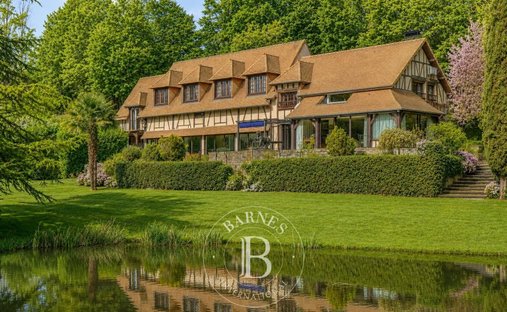 Casa a Conches-en-Ouche, Normandia, Francia 1