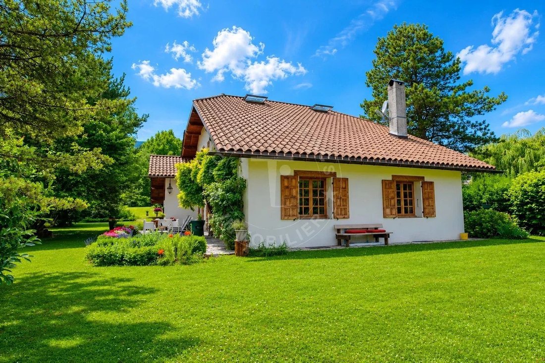 Haus in Faverges-Seythenex, Auvergne-Rhone-Alpen, Frankreich 1 - 18120053