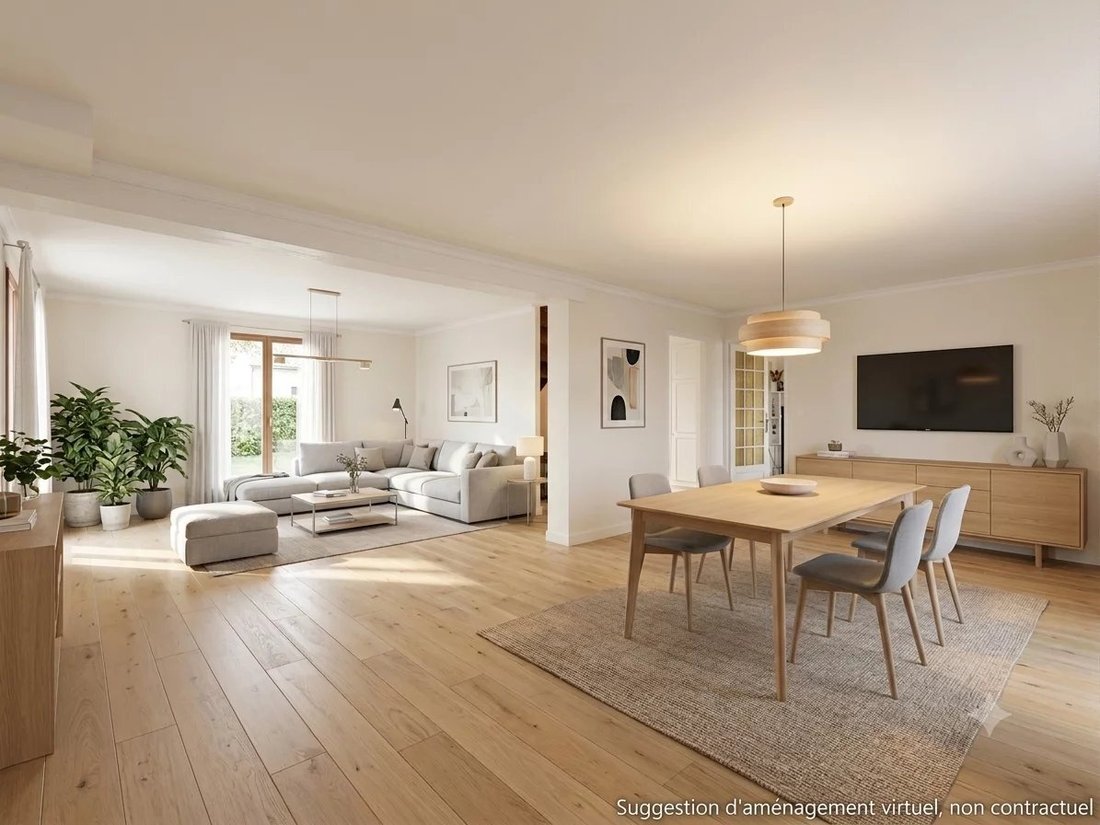House in Chelles, Ile-de-France, France 1 - 17889660