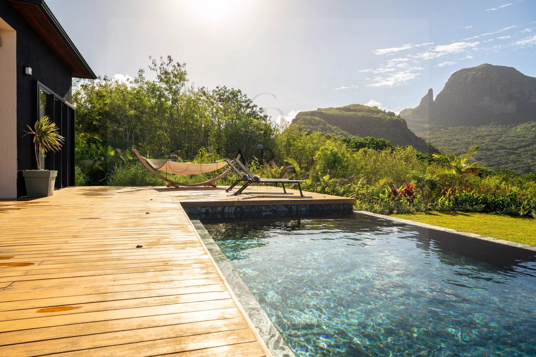 Villa in Flic en Flac, Rivière Noire District, Mauritius 4 - 18284080