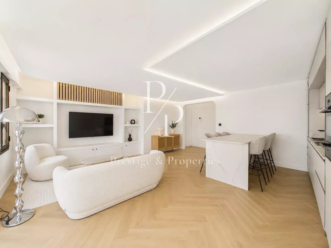 Apartment in La Source, Cannes, France 3 - 18292521