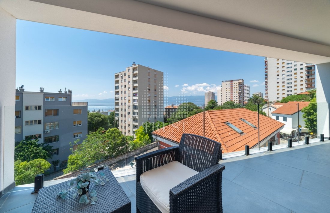 Apartment in Mjesni odbor Krimeja, Grad Rijeka, Primorje-Gorski Kotar County 5 - 18286891