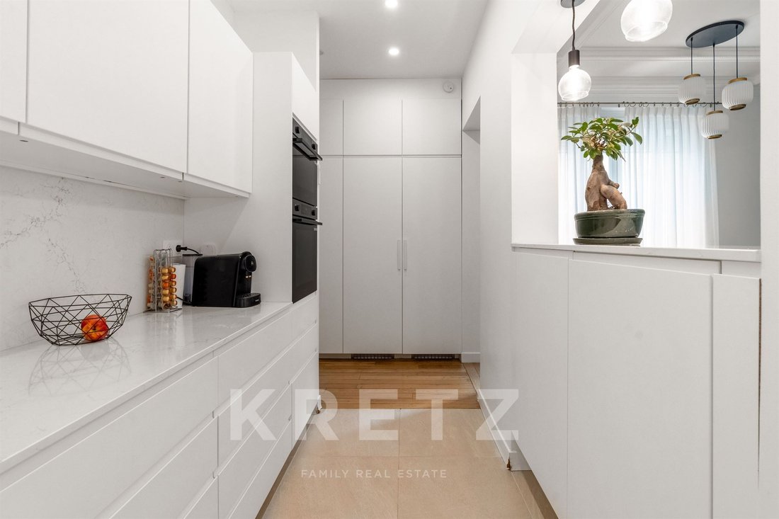 Apartment in Chaillot, Paris 16e Arrondissement, Paris 5 - 18286711