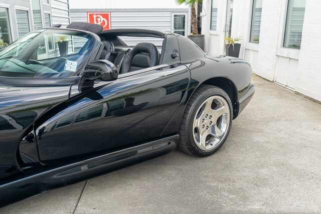Cabriolet in Bellevue, WA, United States 5 - 18153292
