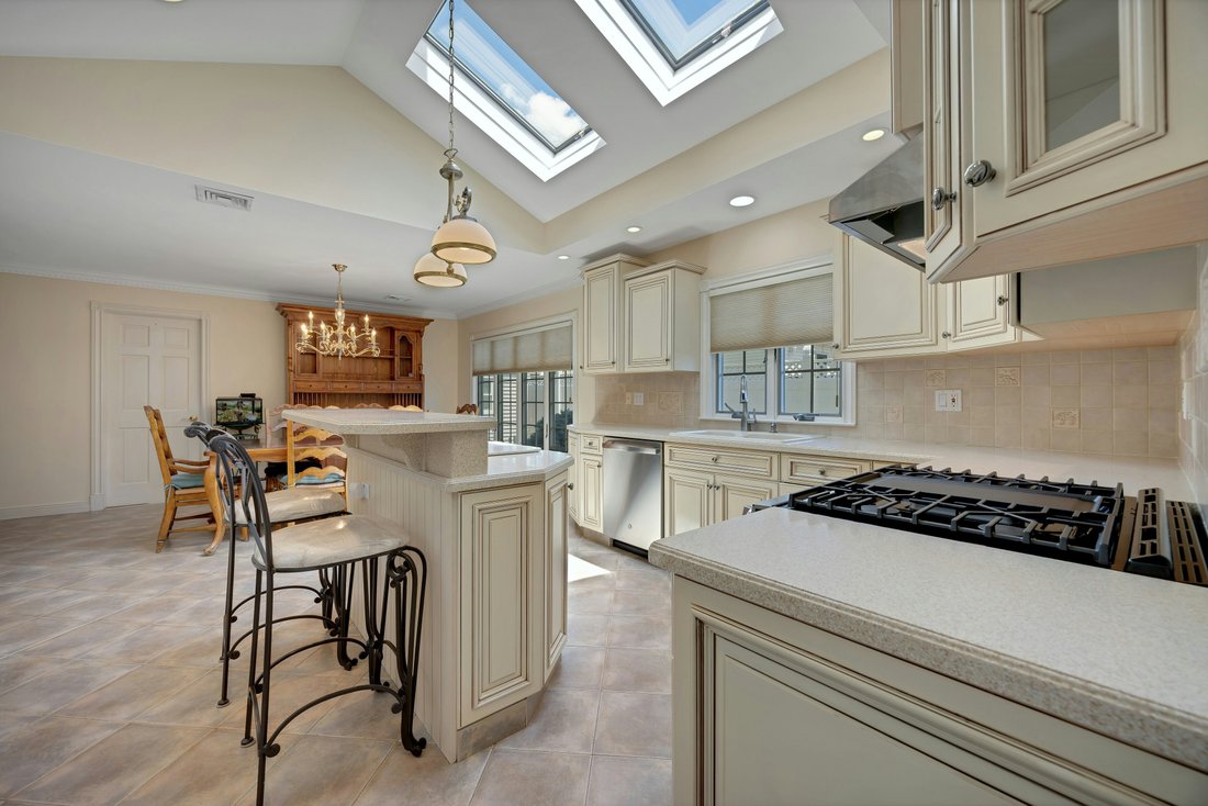 House in Rutherford, New Jersey, United States 5 - 18154157