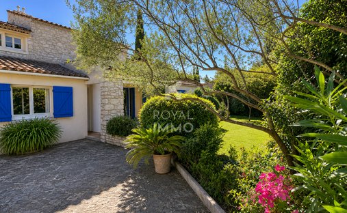 Villa in Le Faron-Fort-Rouge, Toulon, France 1