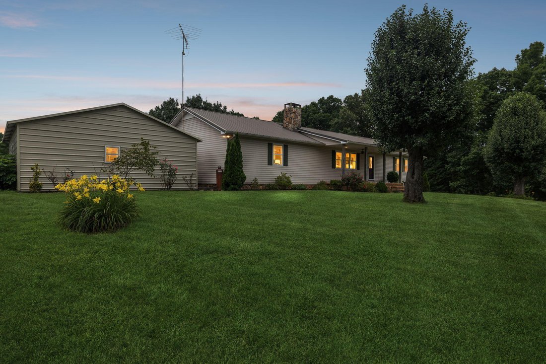 House in Benton, Tennessee, United States 2 - 18280722