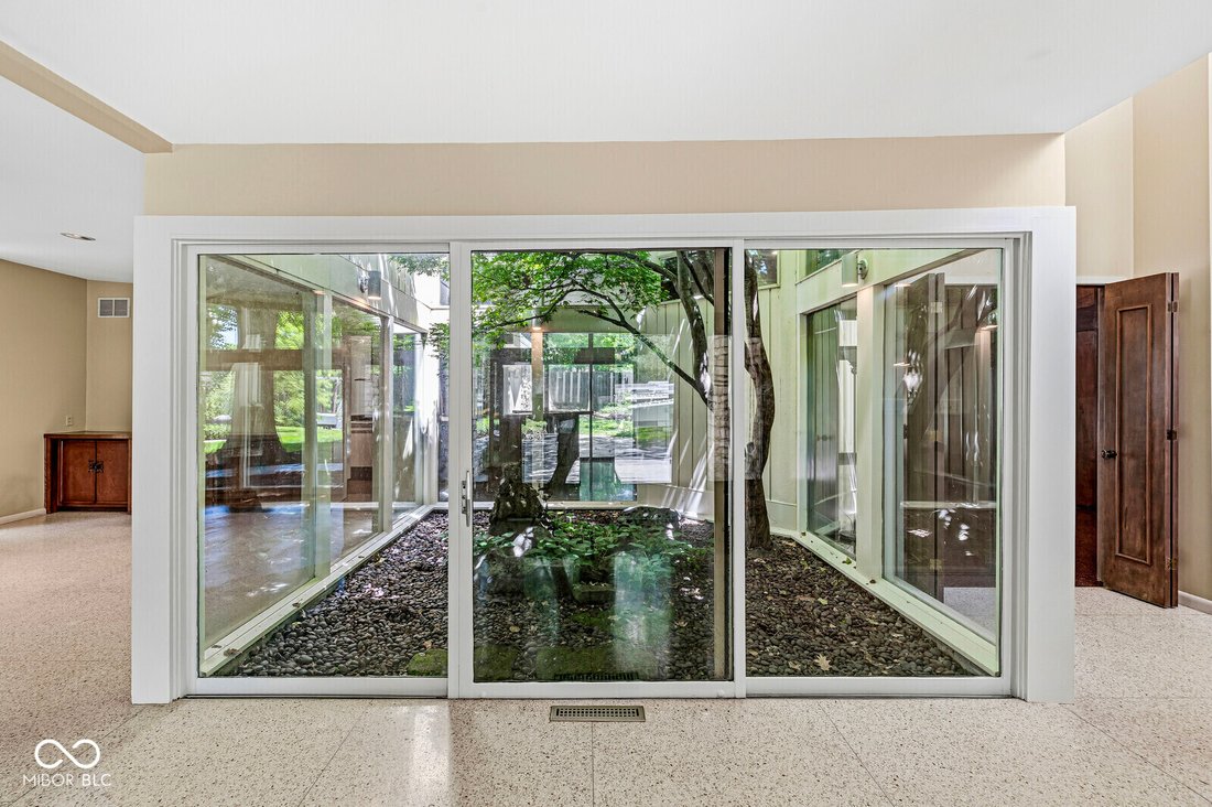 House in Indianapolis, Indiana, United States 4 - 18284797