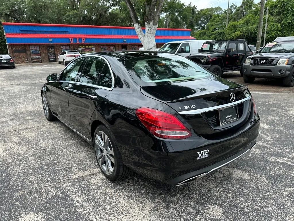 Sedan in Tallahassee, FL, United States 3 - 18287303
