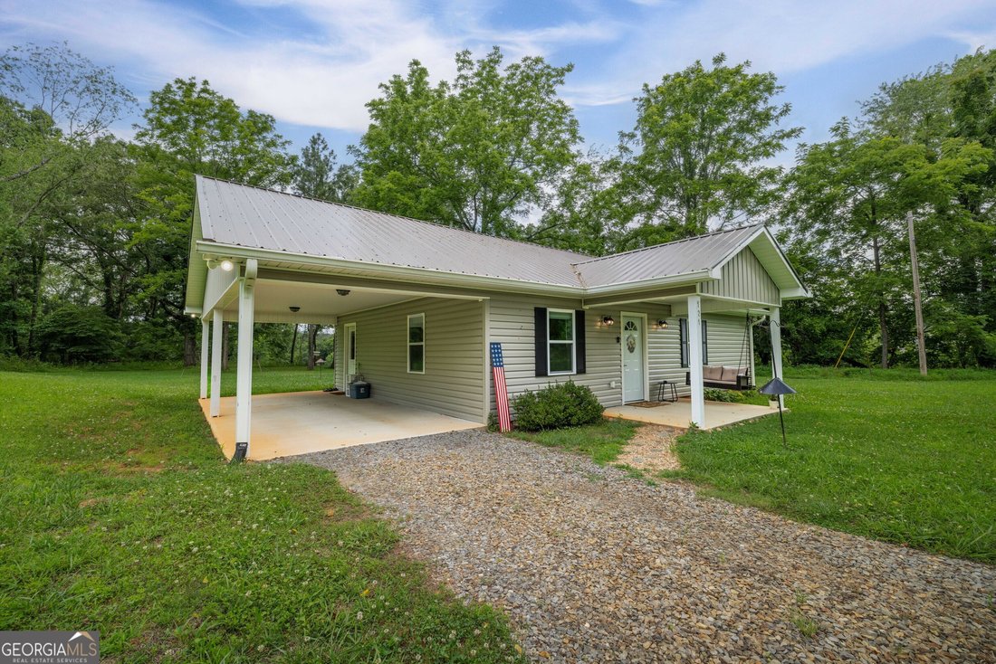 Blue Ridge, Georgia, United States 3 - 17876397