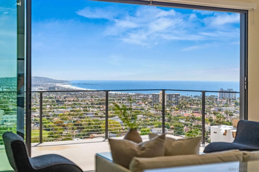 San Diego, California, United States 4 - 18290815