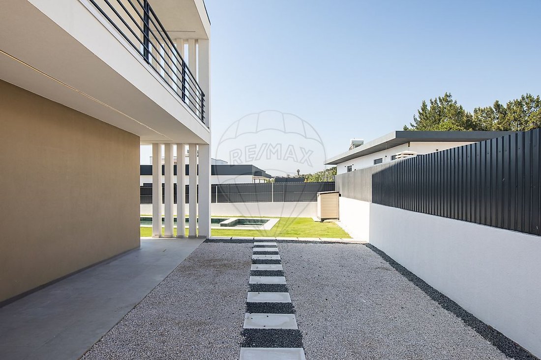 House in Cardosas, Lisbon, Portugal 2 - 16945405