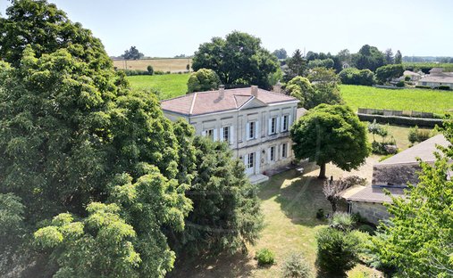 Villa in Creon, Nouvelle-Aquitaine, France 1