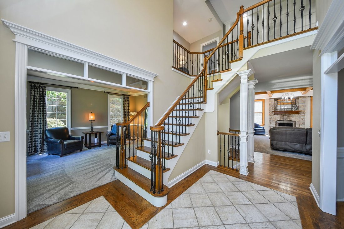 House in Campton Hills, Illinois, United States 3 - 18294040