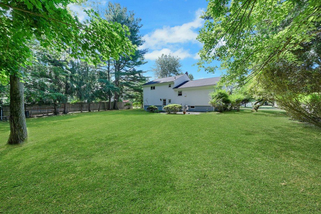 Closter, New Jersey, United States 4 - 18289926