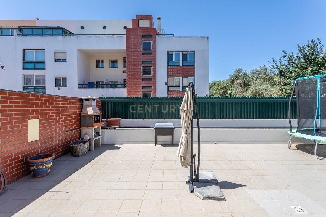 Apartment in Carnaxide e Queijas, Lisbon, Portugal 3 - 18284908