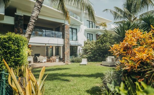Apartment in Roches Noires, Rivière du Rempart District, Mauritius 1