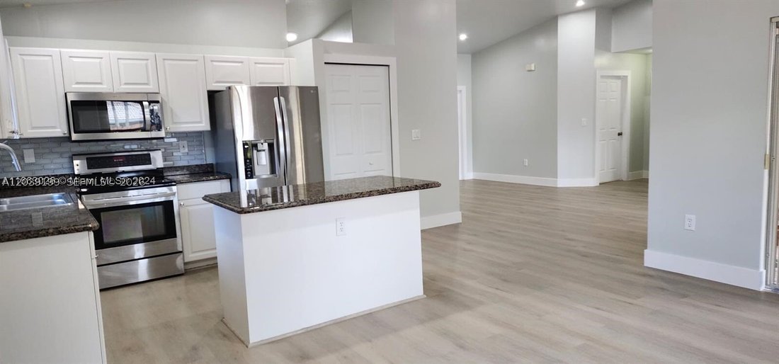House in Miami, Florida, United States 4 - 18293720