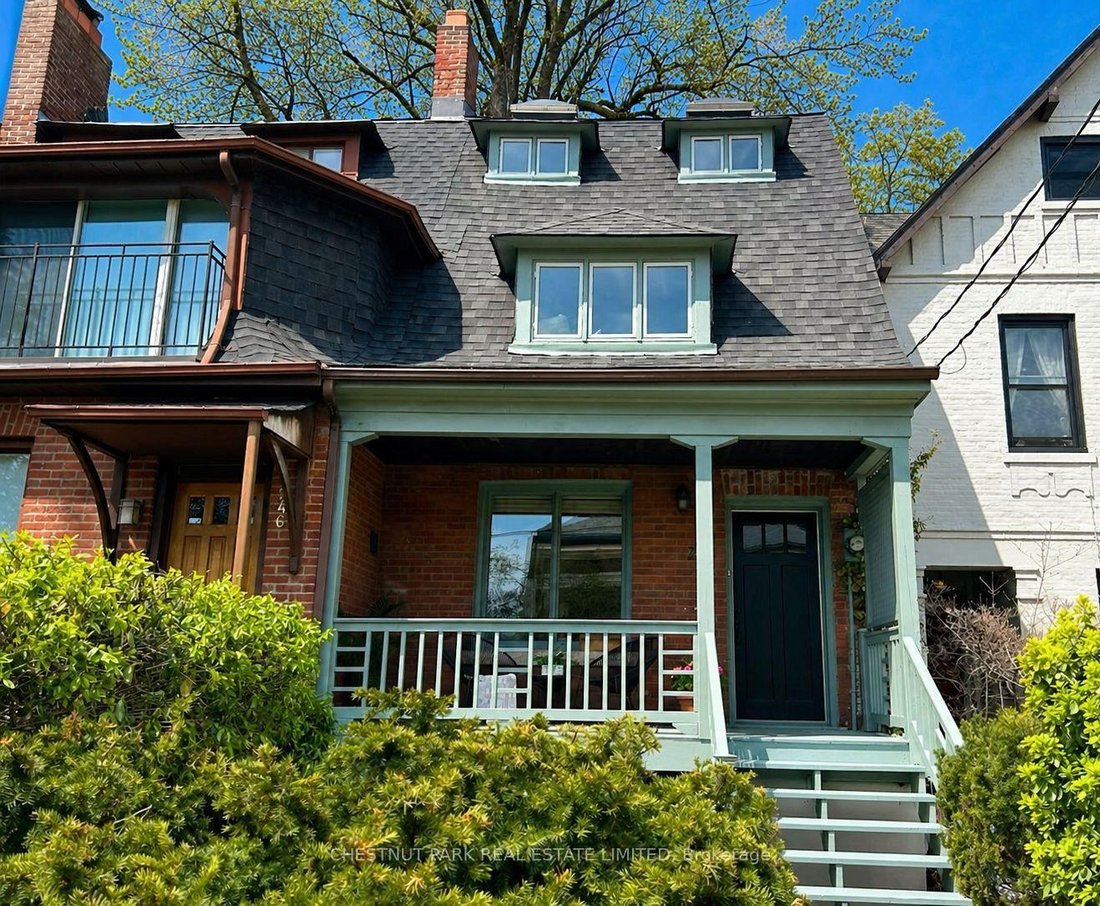 House in Toronto, Ontario, Canada 2 - 18024059
