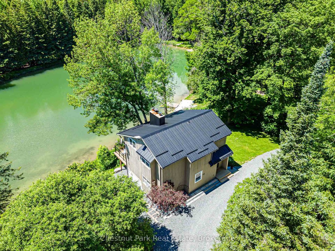 House in Chatsworth, Ontario, Canada 4 - 18289489
