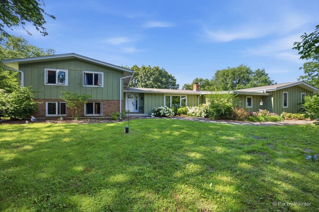 House in Campton Hills, Illinois, United States 1 - 18280791