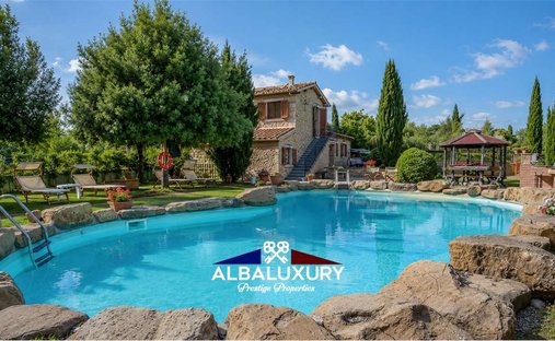 Villa in Civitella In Val di Chiana, Tuscany, Italy 1