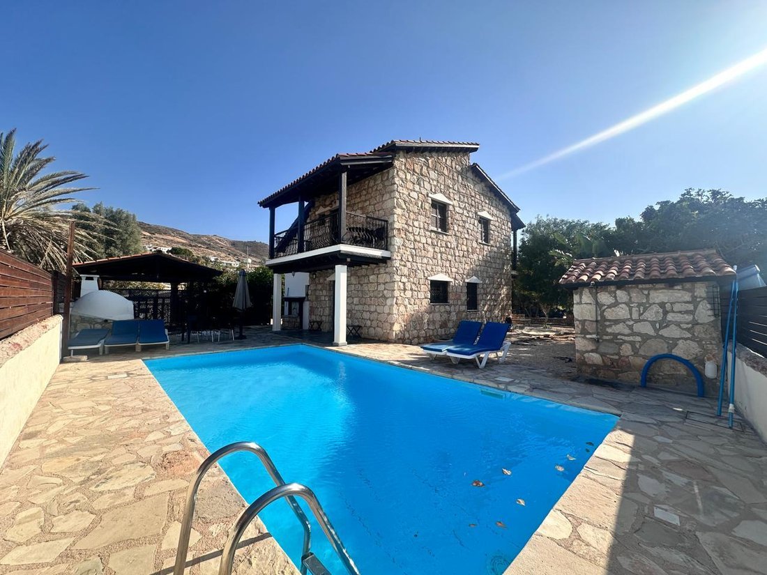 Villa in Pomos, Paphos, Cyprus 1 - 18286872
