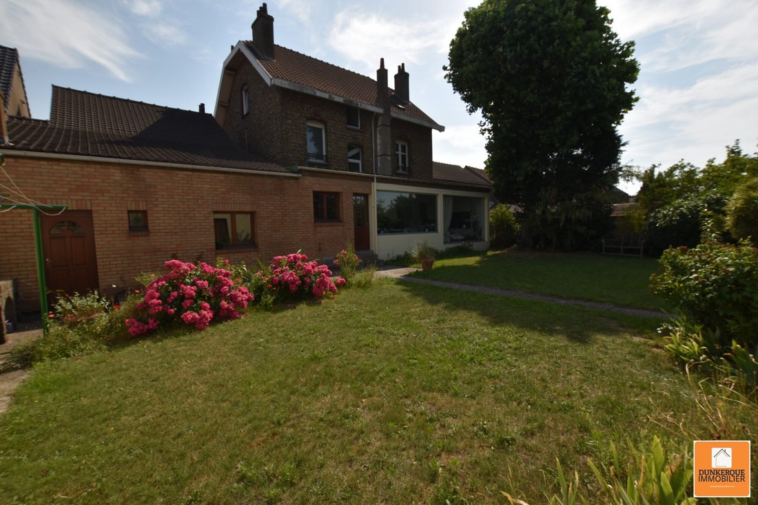 House in Dunkerque, Hauts-de-France, France 1 - 18151302
