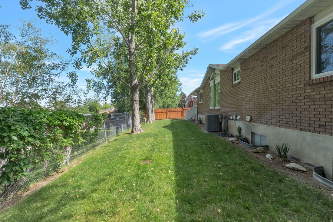 House in Sandy, Utah, United States 5 - 18280560