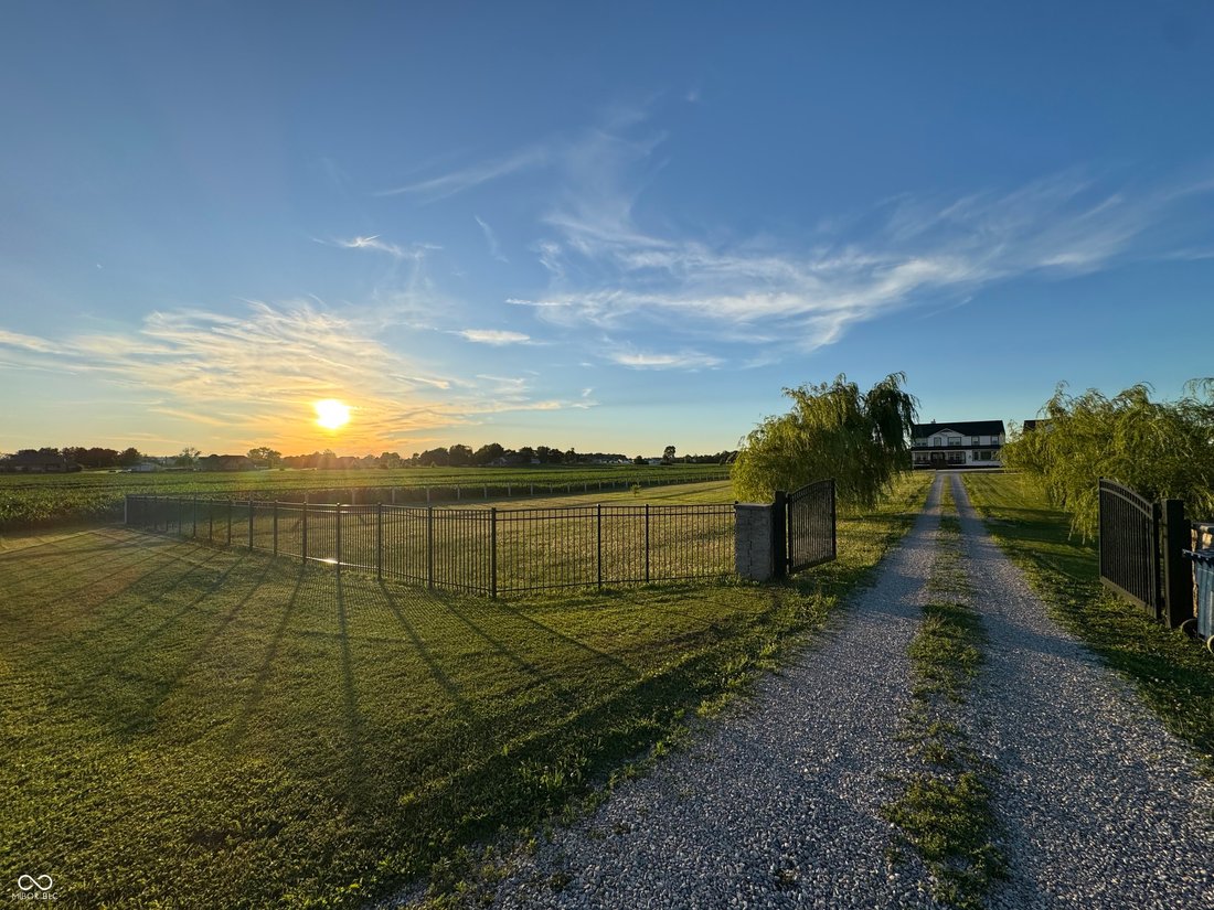 House in Greenwood, Indiana, United States 3 - 17259761