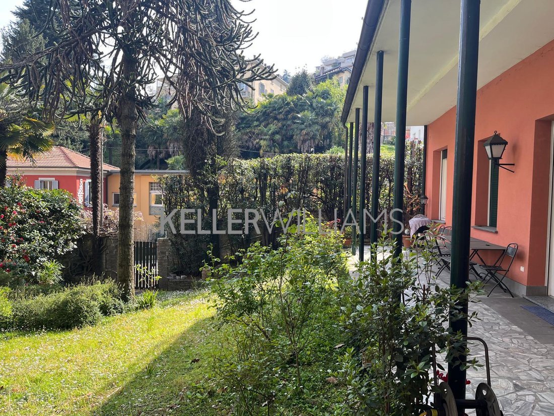 House in Western Lake Center, Como, Lombardy 5 - 18286256