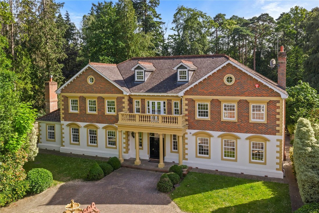 House in South Ascot, England 1 - 16231386