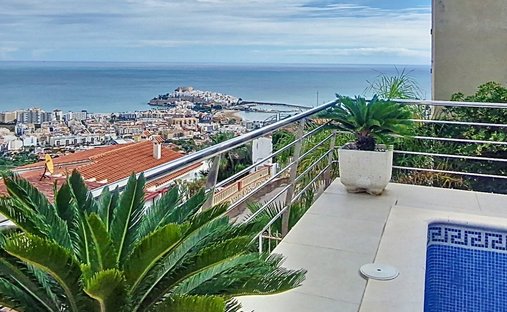 House in Peniscola / Peniscola, Valencian Community, Spain 1