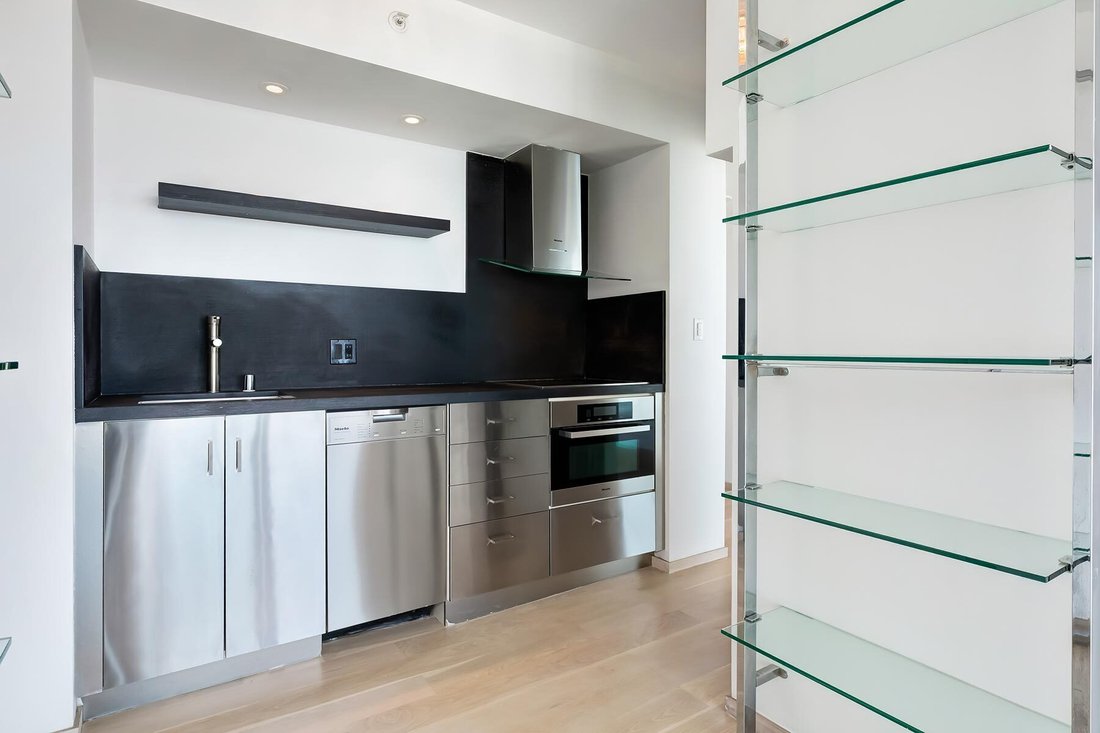Condo in Santa Monica, California, United States 4 - 18289059