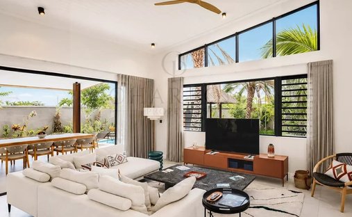 Villa in Black River, Rivière Noire District, Mauritius 1
