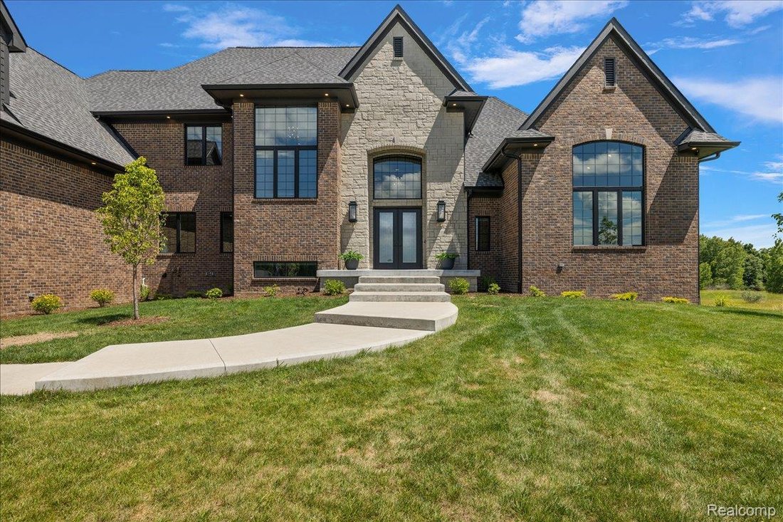 House in Grand Blanc Township, Michigan, United States 3 - 18281331