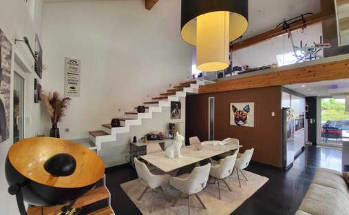 Villa in Ouest, Longwy, France 1