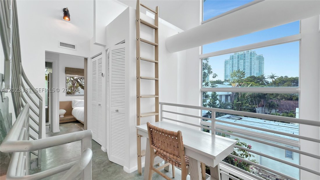 Condo in Miami Beach, Florida, United States 1 - 17979445