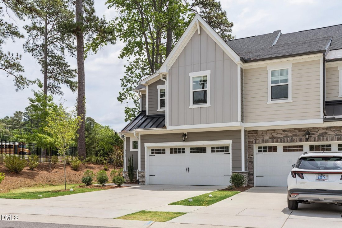Townhouse in Cary, North Carolina, United States 3 - 18292049