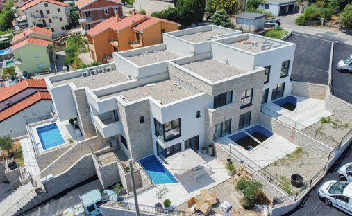 Villa in Opcina Lovran, Primorje-Gorski Kotar County, Croatia 1