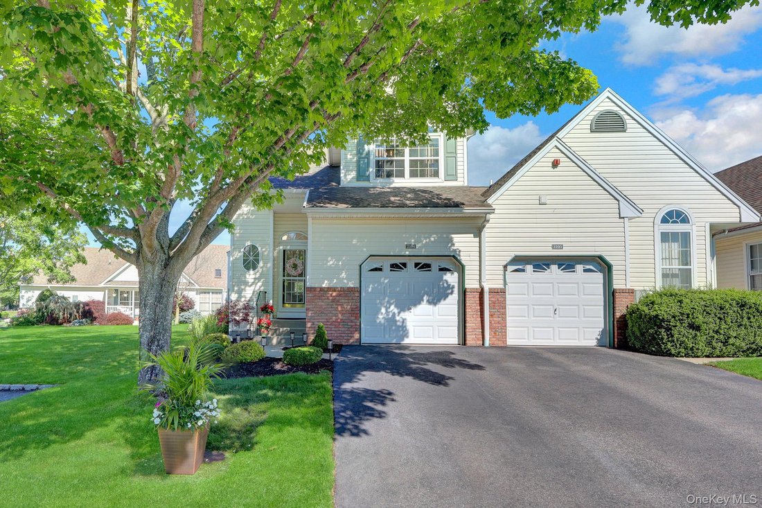 Condo in Port Jefferson Station, New York, United States 1 - 18281925