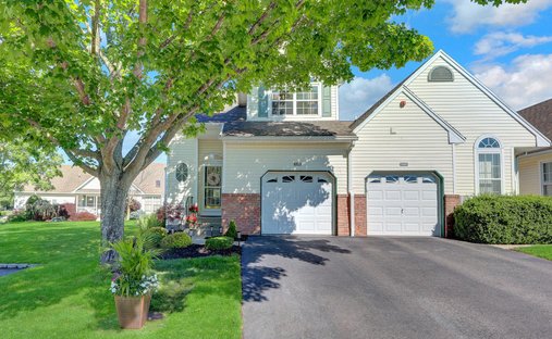 Condo in Port Jefferson Station, New York, United States 1